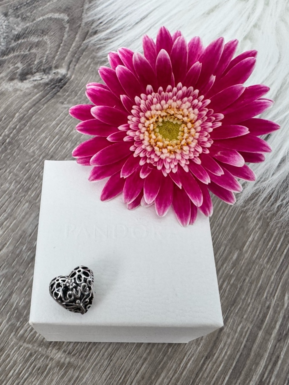 💗💐PANDORA “Promise of Spring” Heart Charm Sterling Silver